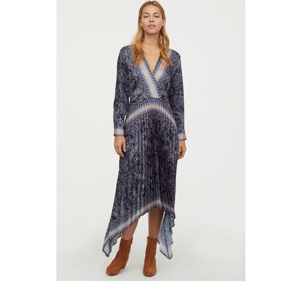 H&M Unique Dress with pleated skirt Sz L/XL - Picture 1 of 5